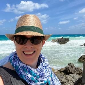 Meet your Posher, Kelly